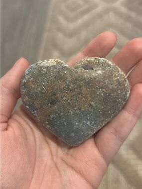 Heart-Shaped Quartzite Palm Stone - Natural Gray & Brown